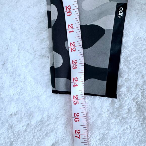 COR designed by Ultracor High Waist Camo Leggings Size Small - Picture 12 of 12